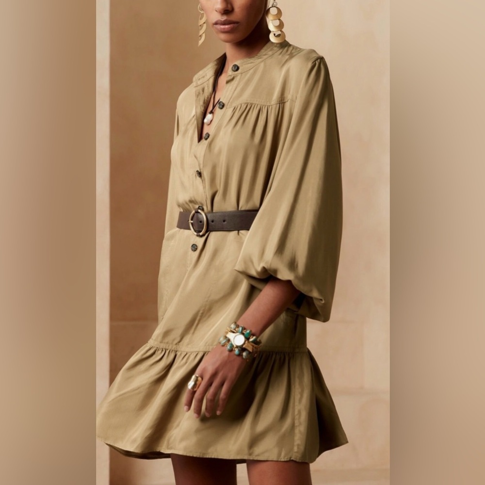 Banana Republic Elegant Boho Khaki Dress